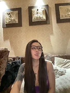 Snapshot of Manson13333 chatting on February 9, 2026, 3:43 pm Manson13333 online show from February 9, 2026, 3:43 pm