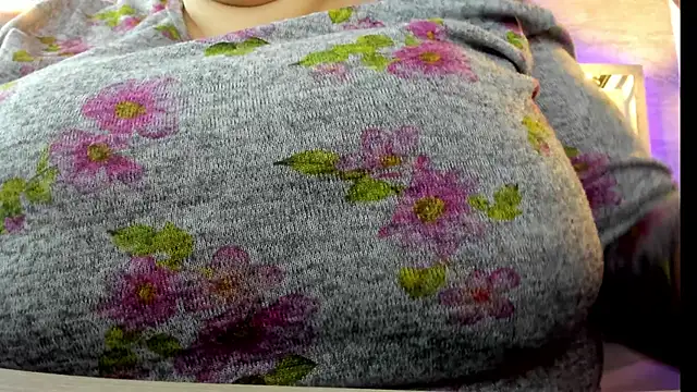  Emily rosee  online show from October 29, 2025, 11:20 am