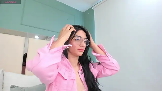 Snapshot of selena_rous chatting on September 16, 2025, 5:14 pm selena rous online show from September 16, 2025, 5:14 pm