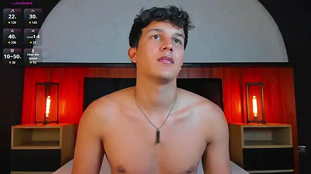 Leo Savage  online show from May 16, 2026, 4:11 am