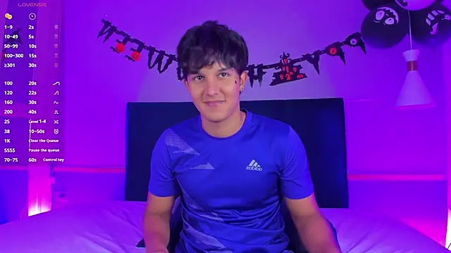 Leo Savage  online show from October 26, 2025, 4:13 am