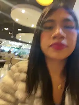 Snapshot of LiaSaenz27 chatting on September 26, 2025, 3:08 pm LiaSaenz27 online show from September 26, 2025, 3:08 pm