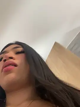 Snapshot of LiaSaenz27 chatting on September 30, 2025, 3:29 pm LiaSaenz27 online show from September 30, 2025, 3:29 pm