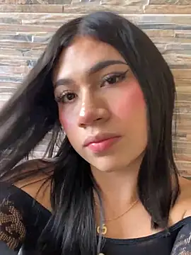 Snapshot of LiaSaenz27 chatting on September 17, 2025, 2:41 pm LiaSaenz27 online show from September 17, 2025, 2:41 pm