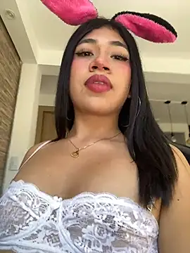 Snapshot of LiaSaenz27 chatting on October 9, 2025, 2:50 pm LiaSaenz27 online show from October 9, 2025, 2:50 pm