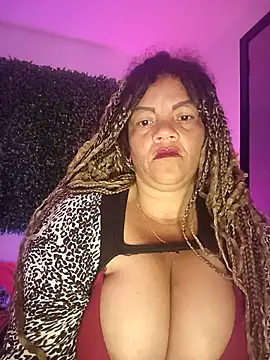 Snapshot of Eva_Luxei chatting on September 19, 2025, 5:33 am Eva Luxei online show from September 19, 2025, 5:33 am