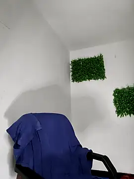 Snapshot of Eva_Luxei chatting on February 23, 2026, 5:19 am Eva Luxei online show from February 23, 2026, 5:19 am