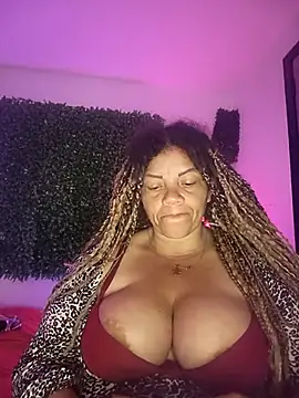 Snapshot of Eva_Luxei chatting on September 23, 2025, 4:19 am Eva Luxei online show from September 23, 2025, 4:19 am