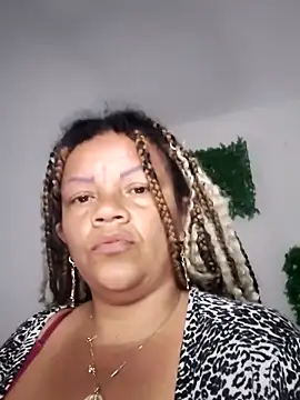 Snapshot of Eva_Luxei chatting on February 13, 2026, 6:02 am Eva Luxei online show from February 13, 2026, 6:02 am