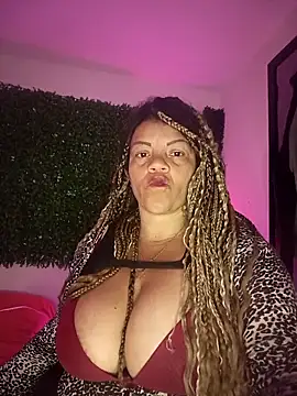 Snapshot of Eva_Luxei chatting on October 1, 2025, 12:20 pm Eva Luxei online show from October 1, 2025, 12:20 pm