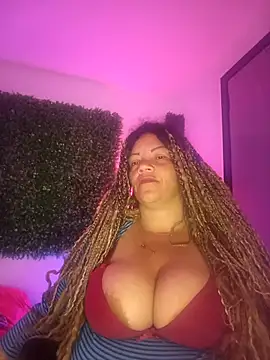 Snapshot of Eva_Luxei chatting on September 22, 2025, 12:11 pm Eva Luxei online show from September 22, 2025, 12:11 pm