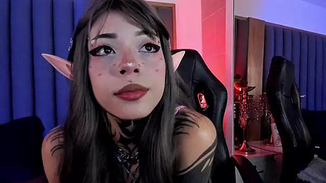 Snapshot of misstomie_ chatting on February 14, 2026, 5:35 pm misstomie online show from February 14, 2026, 5:35 pm