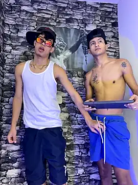 gustavo saaled19  online show from October 11, 2025, 10:33 pm