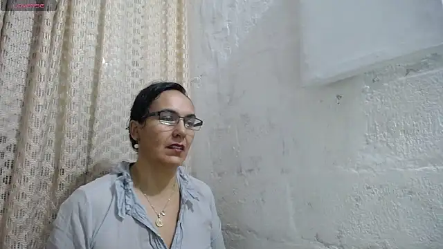 Snapshot of gabbyparker_ chatting on September 10, 2025, 9:30 am gabbyparker online show from September 10, 2025, 9:30 am
