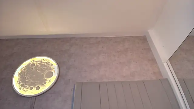 karla-ruiz online show from April 22, 2026, 7:42 pm