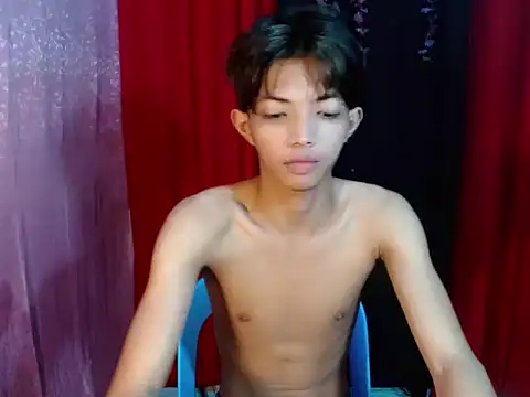 Snapshot of addicted_to_alex chatting on May 30, 2026, 1:28 pm addicted to alex online show from May 30, 2026, 1:28 pm