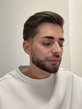 Snapshot of yourangel2001 chatting on March 26, 2026, 10:07 pm yourangel2001 online show from March 26, 2026, 10:07 pm