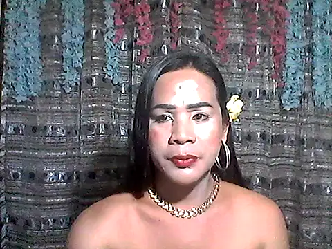 Vhanalicious21 online show from April 6, 2026, 3:46 pm