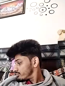 Snapshot of soft_hearted chatting on May 4, 2026, 7:44 am soft hearted online show from May 4, 2026, 7:44 am