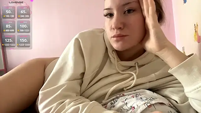 PandaFluff online show from February 10, 2026, 5:50 am