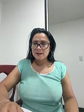 Snapshot of Rouse69_ chatting on March 18, 2026, 7:44 am Rouse69 online show from March 18, 2026, 7:44 am