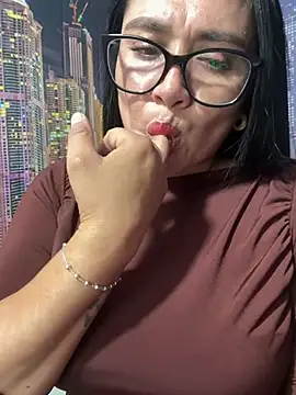 Snapshot of Rouse69_ chatting on March 14, 2026, 1:00 am Rouse69 online show from March 14, 2026, 1:00 am