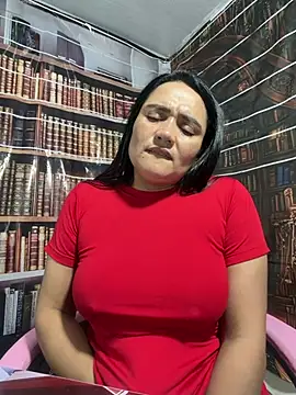 Snapshot of Rouse69_ chatting on April 11, 2026, 7:45 am Rouse69 online show from April 11, 2026, 7:45 am