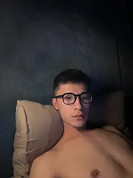 icefun1109 online show from April 19, 2026, 5:47 pm