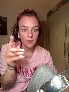 OliviaaFischer online show from February 16, 2026, 2:16 pm