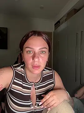 OliviaaFischer online show from May 28, 2026, 4:13 pm