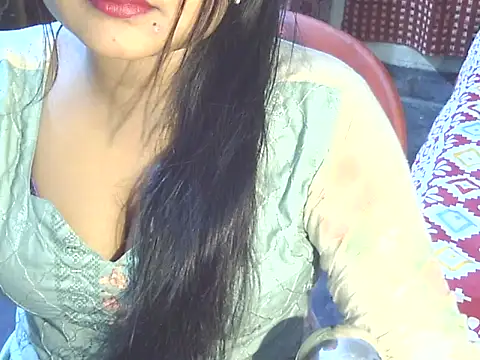 Nusrat Faria07 online show from November 24, 2025, 10:43 pm