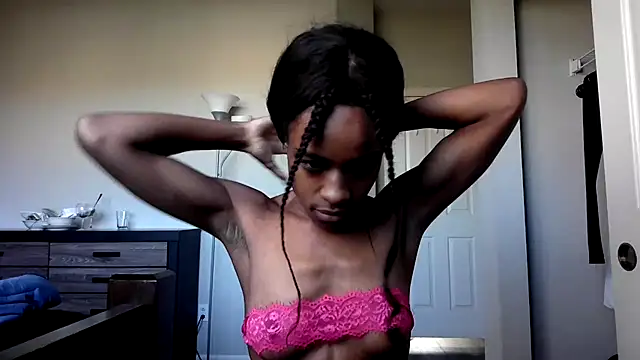 Snapshot of Marlowlovee chatting on September 9, 2025, 2:59 pm Marlowlovee online show from September 9, 2025, 2:59 pm