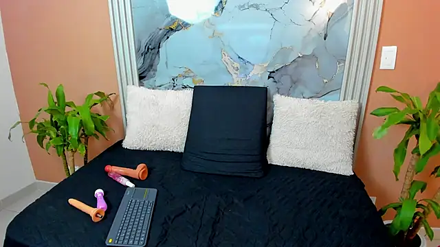 Snapshot of GalaX_x chatting on October 8, 2025, 1:18 am GalaX x online show from October 8, 2025, 1:18 am