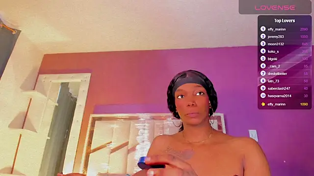 Sara hot12112 online show from June 7, 2026, 4:23 pm