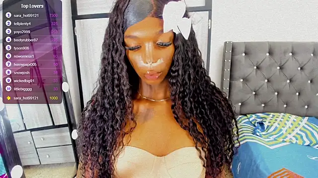 Sara hot12112 online show from October 26, 2025, 7:53 am