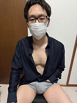 Snapshot of gHayato chatting on February 12, 2026, 3:34 pm gHayato online show from February 12, 2026, 3:34 pm