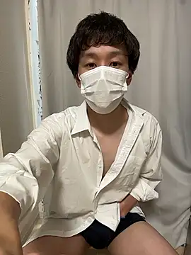 Snapshot of gHayato chatting on October 28, 2025, 7:07 am gHayato online show from October 28, 2025, 7:07 am