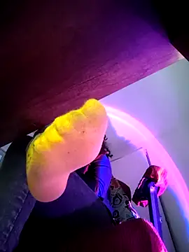 miss carmila1 online show from March 12, 2026, 11:20 pm