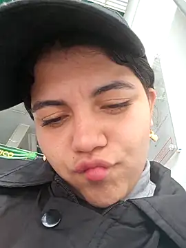 Snapshot of Velvet_24 chatting on October 24, 2025, 12:37 pm Velvet 24 online show from October 24, 2025, 12:37 pm