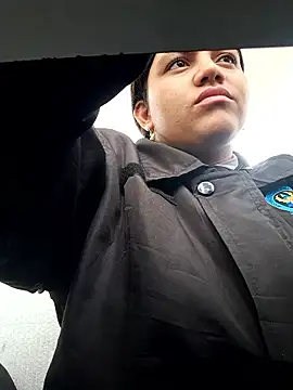 Snapshot of Velvet_24 chatting on October 13, 2025, 6:20 pm Velvet 24 online show from October 13, 2025, 6:20 pm