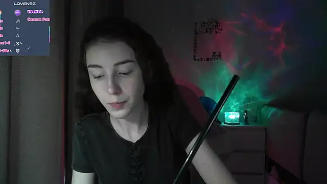 Snapshot of eskatmi chatting on February 9, 2026, 3:37 am eskatmi online show from February 9, 2026, 3:37 am