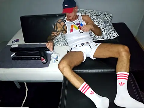 slavic boy 39 online show from September 20, 2025, 7:08 pm