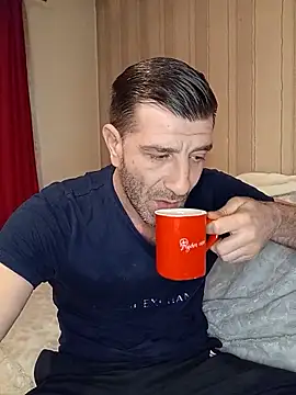 Snapshot of Alexdaniel89 chatting on March 27, 2026, 2:29 pm Alexdaniel89 online show from March 27, 2026, 2:29 pm