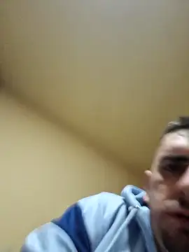 Snapshot of Lawrence067 chatting on December 17, 2025, 9:09 pm Lawrence067 online show from December 17, 2025, 9:09 pm