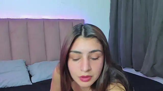 CandyAinsley online show from September 27, 2025, 4:13 pm