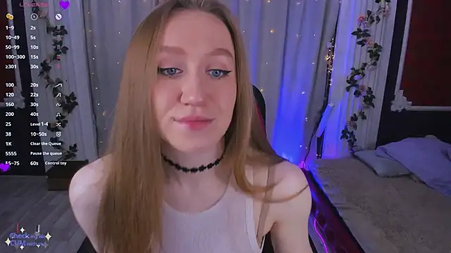 Snapshot of -Seava chatting on October 5, 2025, 1:46 pm -Seava online show from October 5, 2025, 1:46 pm