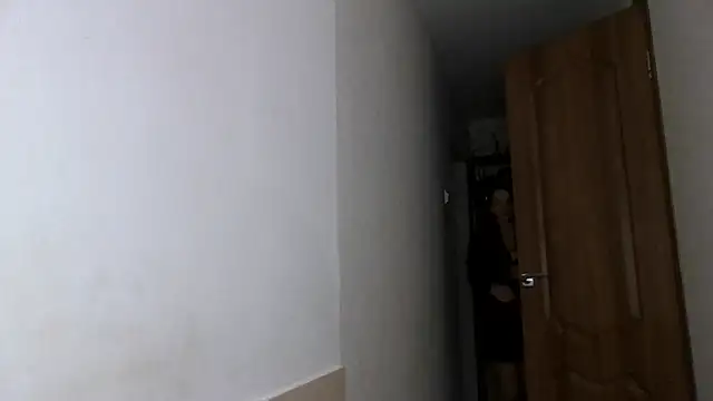 MandiBrooks online show from November 13, 2025, 6:39 am