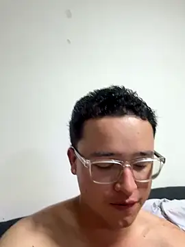 SashaAndDamian online show from October 16, 2025, 2:31 am