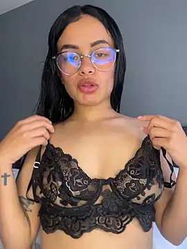 Melissa coch online show from February 18, 2026, 4:03 pm