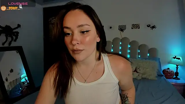 sofi graay online show from October 9, 2025, 9:37 pm